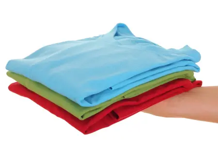 Tシャツを畳む